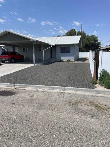 255 Elm, Vale, OR 97918