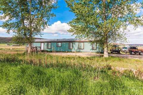 3537 Brogan Rd, Emmett, ID 83617