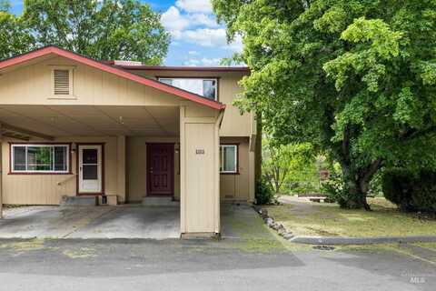 1015 S Abbey Lane, Boise, ID 83705