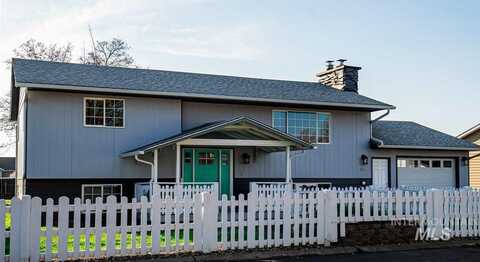 3814 13th Street D, Lewiston, ID 83501
