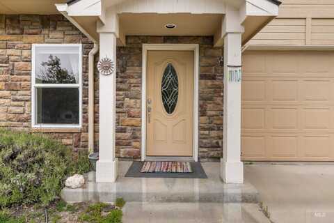 5873 N Collister Dr, Boise, ID 83703