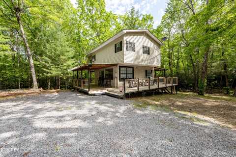 6228 Bear Rd, Tallassee, TN 37878