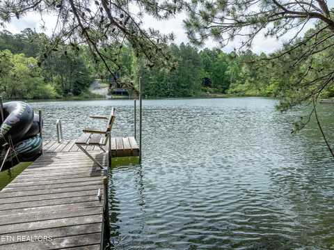 6163 Sandy Stand Rd, Tallassee, TN 37878