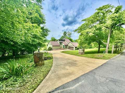 721 Fan St, Tazewell, TN 37879