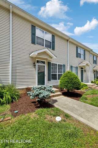 10737 Prince Albert Way, Knoxville, TN 37934