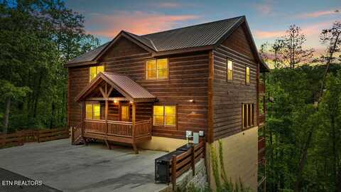 2684 Owens Rdg Way, Pigeon Forge, TN 37876