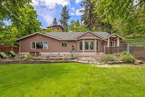 1007 Lakeshore Drive, Klamath Falls, OR 97601