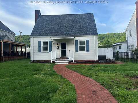 5106 Staunton Avenue SE, Charleston, WV 25304
