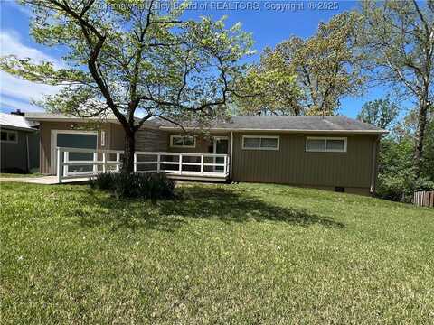 1125 Emerald Road, Charleston, WV 25314