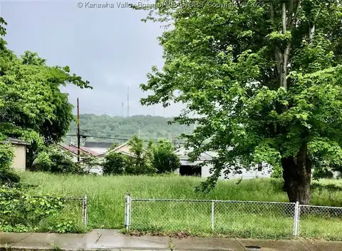 1508 First Avenue, Charleston, WV 25387