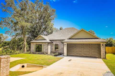 146 HILLCREST DR, Gladewater, TX 75647