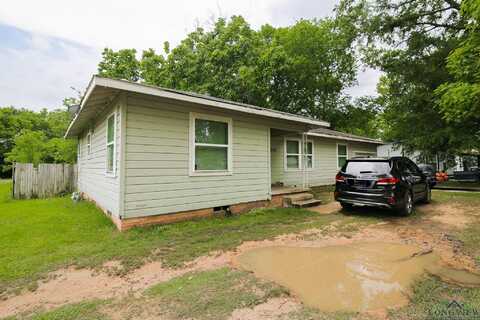 206 E Shofner Dr, Longview, TX 75604