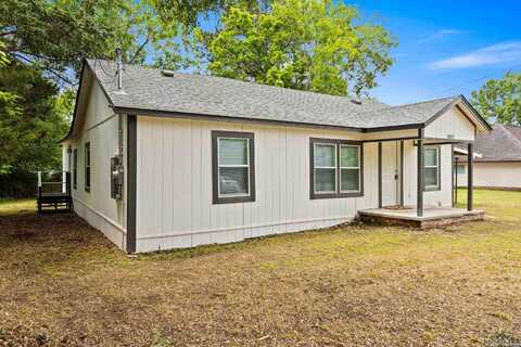 2807 Hendricks, Gladewater, TX 75647