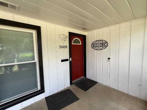 3608 28th Street, Lubbock, TX 79410