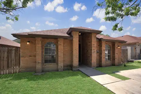 1510 Eisenhower Dr, LAREDO, TX 78046