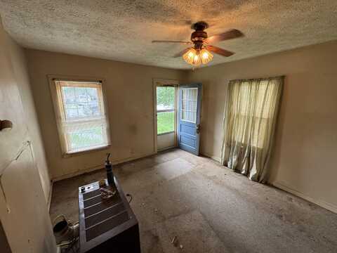 212 East Factory St. Street, Harrodsburg, KY 40330