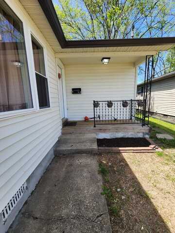 8 1/2 1st Street, Winchester, KY 40391