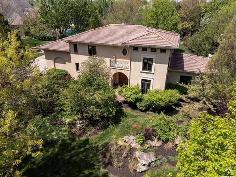201 Fall Creek Road, Lawrence, KS 66049