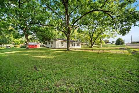 303 North Court Street, Ellisville, MS 39437