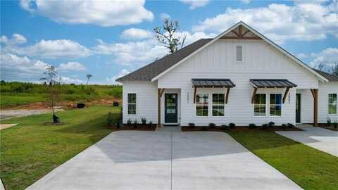 033 CROSSING COURT W, VALLEY, AL 36854