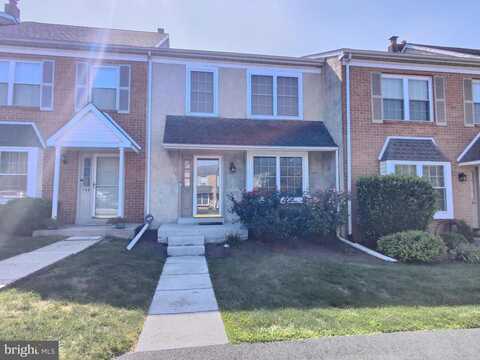 706 SANDALWOOD, NORRISTOWN, PA 19403