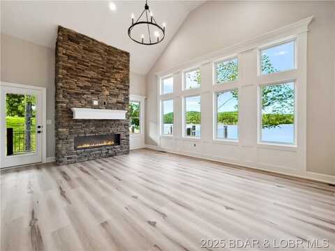 77 Lakeway Lane, Climax Springs, MO 65324