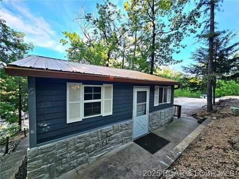 30031 Oak Knoll Road, Rocky Mount, MO 65072