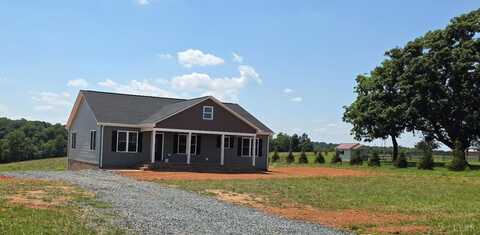 1903 Horseshoe Road, Appomattox, VA 24522