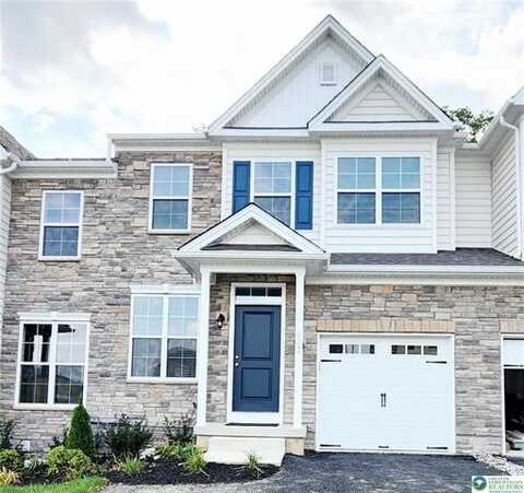 422 Gray Feather Way, Macungie, PA 18104