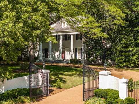 5996 MANOR, Memphis, TN 38120