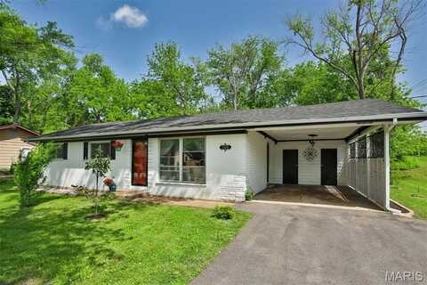 1209 W Lark Drive, Fenton, MO 63026