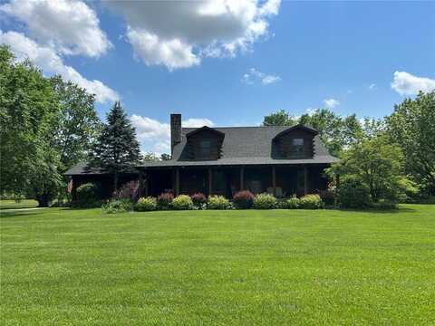 8246 Brickyard Hill Road, Worden, IL 62097