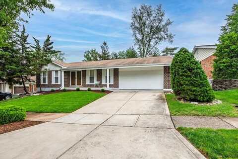 5024 Peyton Place Court, Saint Louis, MO 63128