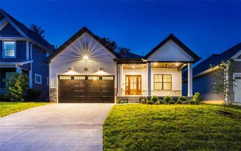 11811 Lillian Avenue, Des Peres, MO 63131