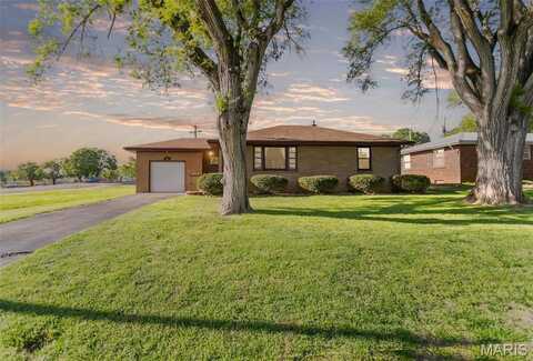 703 Ridgeway, East Alton, IL 62024