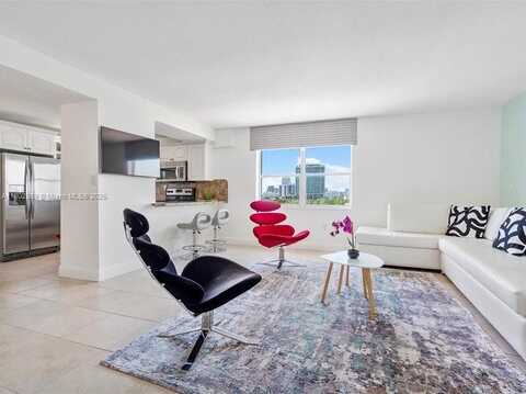 7620 Carlyle Ave, Miami Beach, FL 33141