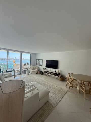 1200 West Ave, Miami Beach, FL 33139