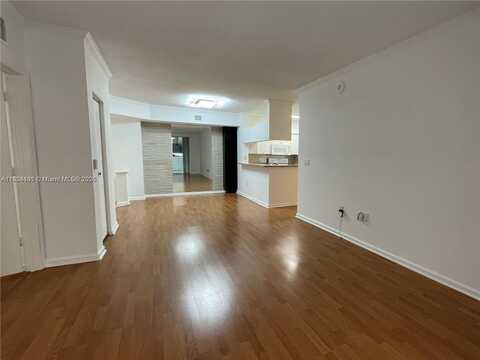 17100 N Bay Rd, Sunny Isles Beach, FL 33160