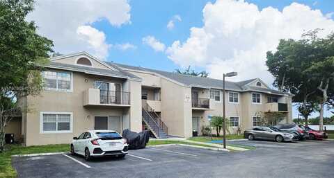 2151 NW 96 TERR, Pembroke Pines, FL 33024