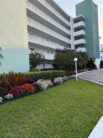 3209 S Ocean Dr, Hallandale Beach, FL 33009