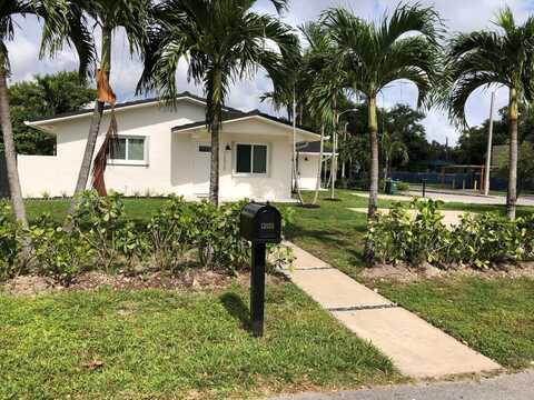12020 NE 12th Ct, Biscayne Park, FL 33161