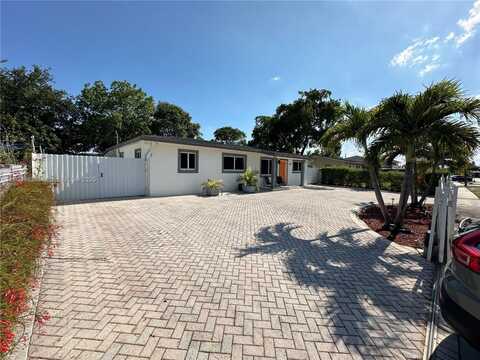 3520 NW 171st Ter, Miami Gardens, FL 33056