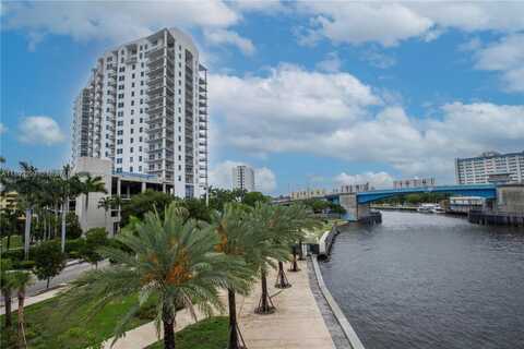 10 SW South River Dr, Miami, FL 33130
