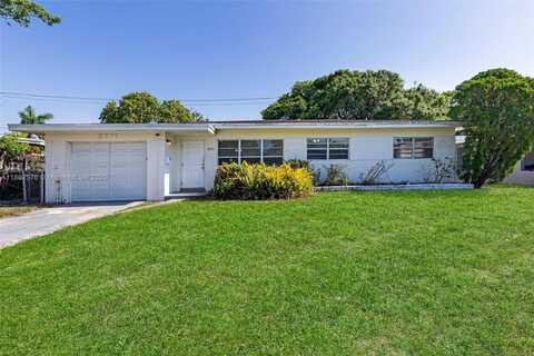 3271 Auburn Blvd, Fort Lauderdale, FL 33312