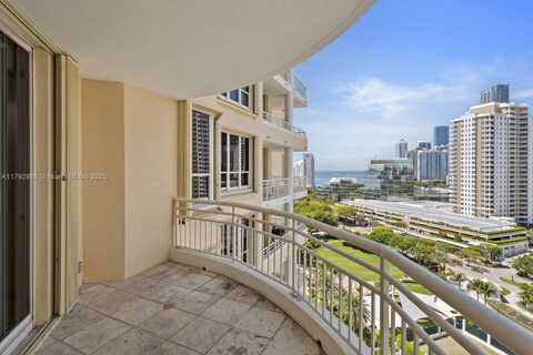 888 Brickell Key Dr, Miami, FL 33131