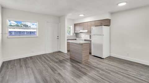 6034 Arthur St, Hollywood, FL 33024