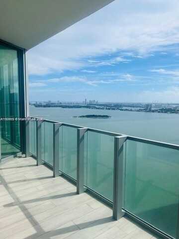 2900 NE 7th Ave, Miami, FL 33137