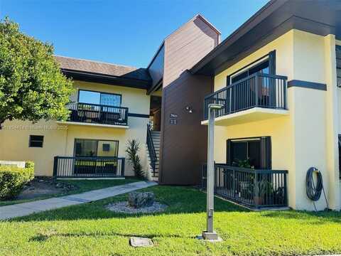7915 SW 86th St, Miami, FL 33143
