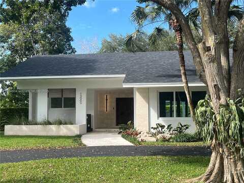 13000 SW 69th Ct, Pinecrest, FL 33156