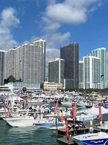 2001 Biscayne Blvd, Miami, FL 33137